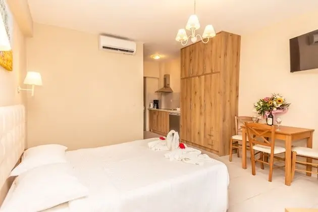 Deluxe Stüdyo (Studio)