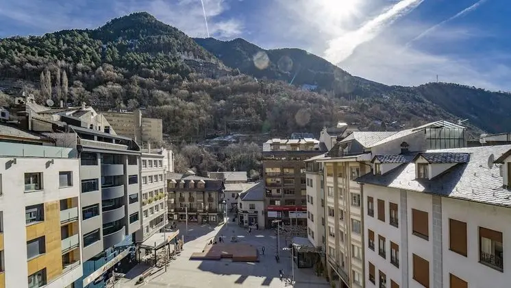 Deluxe Tek Büyük veya İki Ayrı Yataklı Oda, Şehir Manzaralı
