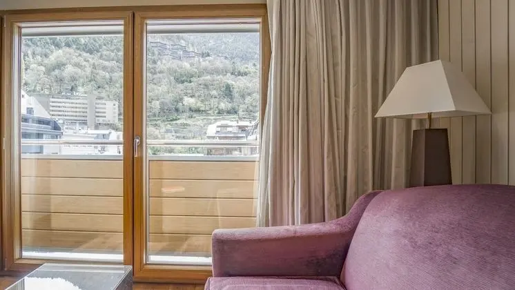 Deluxe Tek Büyük veya İki Ayrı Yataklı Oda, Şehir Manzaralı