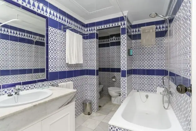 Tek Büyük Yataklı Oda (2 adults+ 1 child)