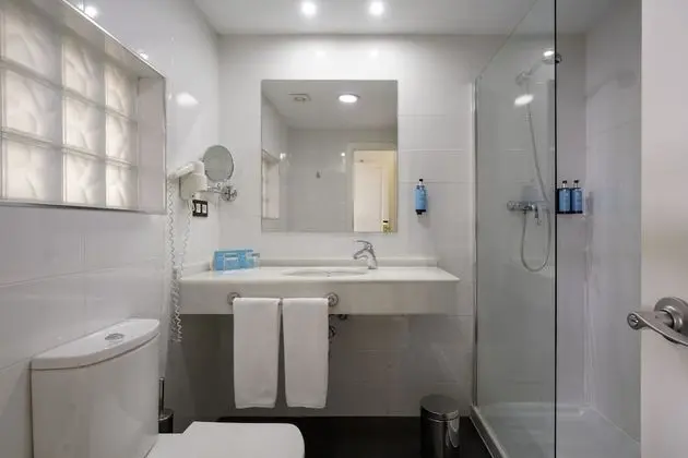 Double Sea View High Floor (2 adults + 2 children)