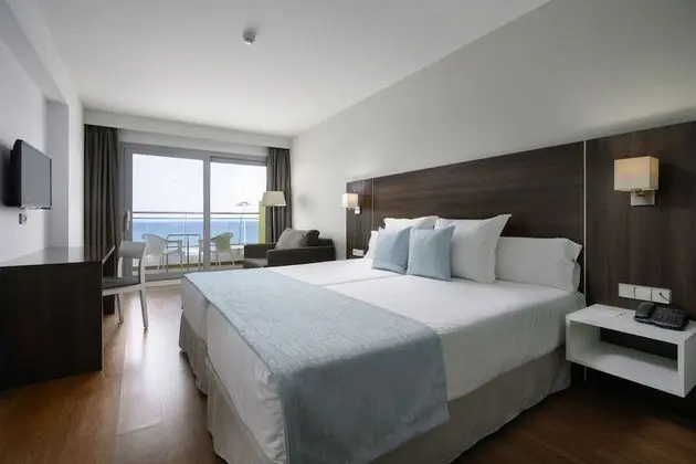 Superior Tek Büyük Yataklı Oda, Deniz Manzaralı (2 adults)