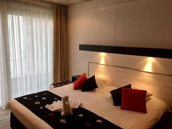 Tek Büyük Yataklı Oda