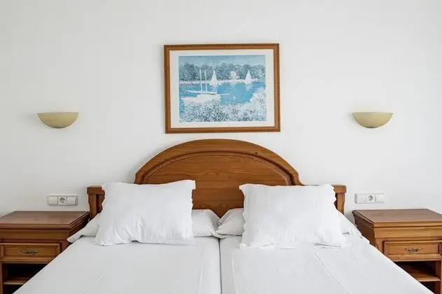 Tek Büyük Yataklı Oda, Deniz Manzaralı, Okyanusa Sıfır (2 Adults + 1 Child)