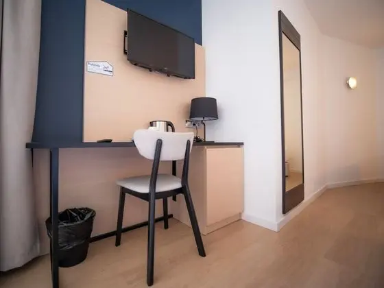 Dört Kişilik Oda (2 Adults + 2 Children)