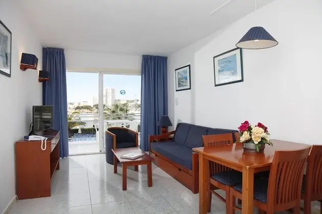 Standard Apart Daire, 2 Yatak Odası, Deniz Manzaralı (3 Adults + 2 Children)