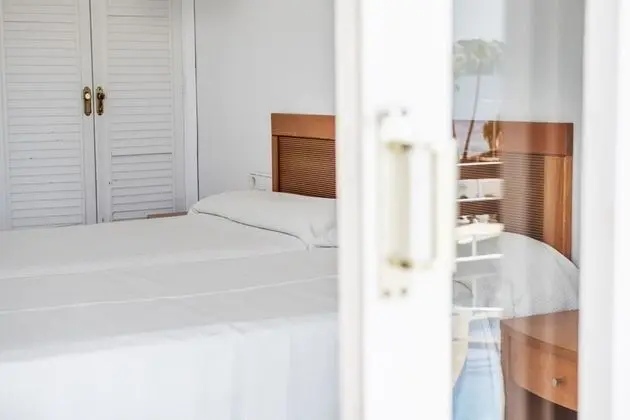 Standard Apart Daire, 2 Yatak Odası, Havuz Kenarı (3 Adults + 1 Child)
