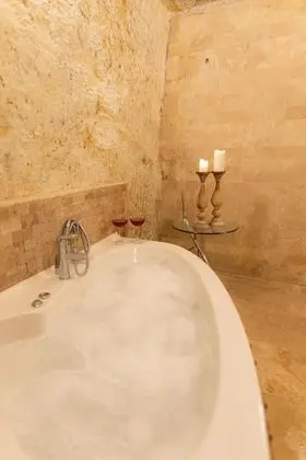https://images.odamax.com/img/1024x768/odamax/image/upload/Roca_Cappadocia_Suites_202601061246086_WhatsApp_Image_2025_09_08_at_14_11_11_2_.jpeg