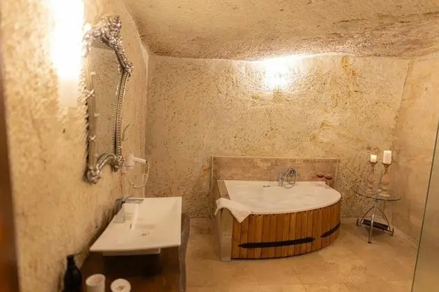 https://images.odamax.com/img/1024x768/odamax/image/upload/Roca_Cappadocia_Suites_202601061246087_WhatsApp_Image_2025_09_08_at_14_11_12_1_.jpeg
