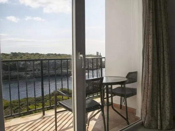 Tek Büyük Yataklı Oda, Balkon, Deniz Manzaralı