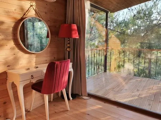 Bungalow, Orman Manzaralı, Verandalı
