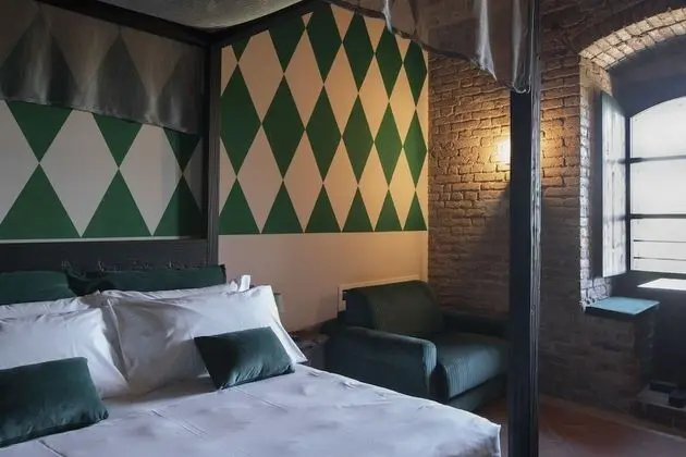 Comfort Tek Büyük Yataklı Oda