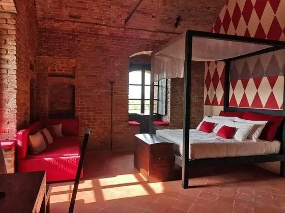 Deluxe Dört Kişilik Oda, Özel Banyo, Tepe Manzaralı