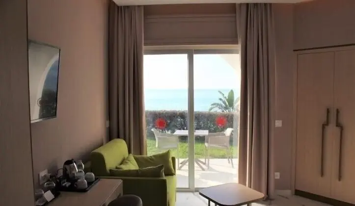 Premium Tek Büyük veya İki Ayrı Yataklı Oda, Deniz Manzaralı