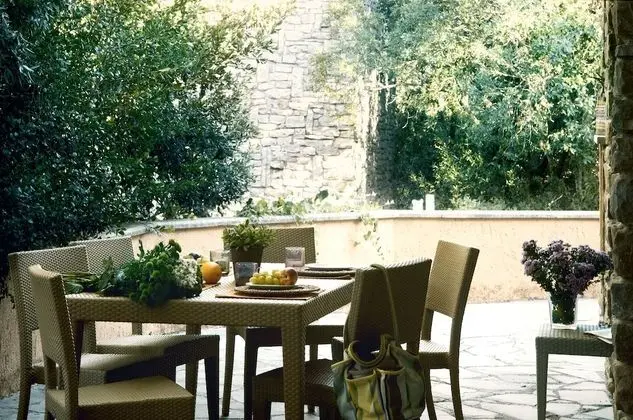 Villa (3 Adults)