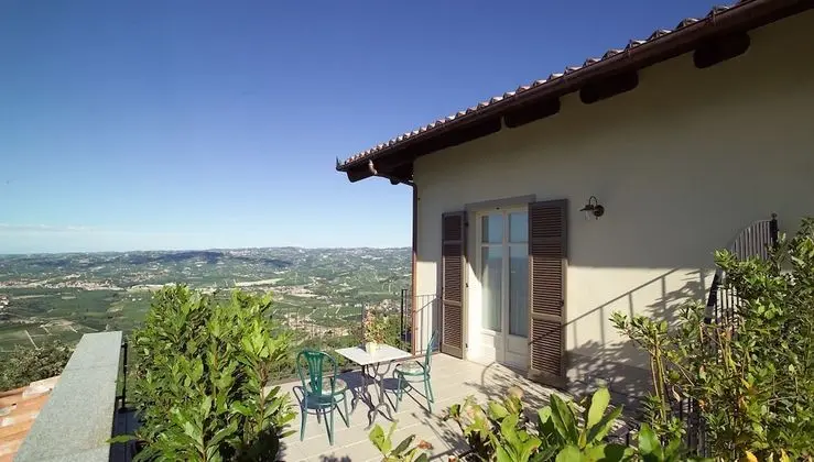 Deluxe Tek Büyük Yataklı Oda, 1 Büyük (Queen) Boy Yatak, Teras, Üzüm Asması Manzaralı