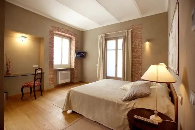 Superior Tek Büyük veya İki Ayrı Yataklı Oda, Teras, Üzüm Asması Manzaralı