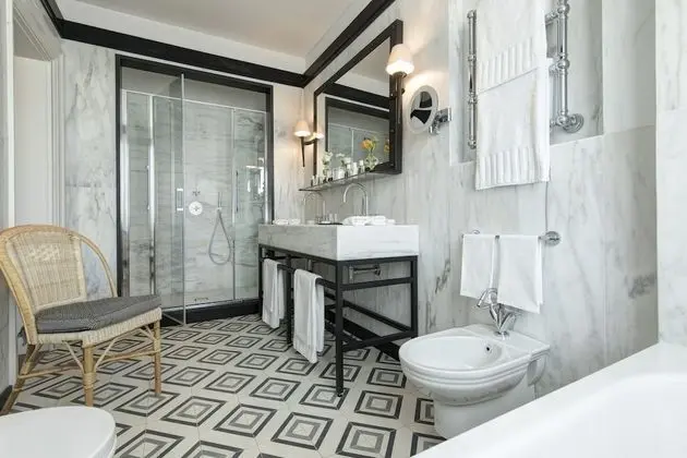 Çatı Katı Süiti (Penthouse)