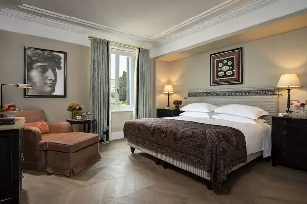 Çatı Katı Süiti (Penthouse)