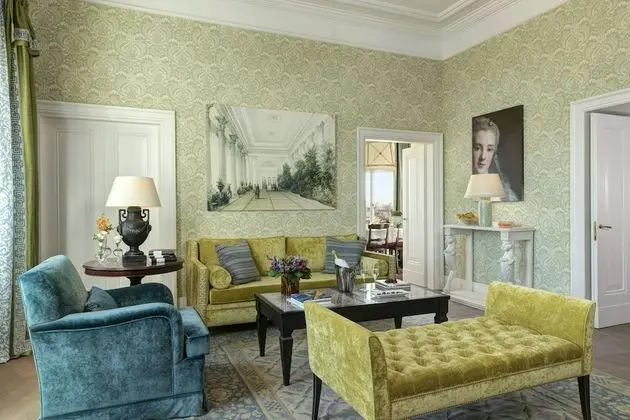 Çatı Katı Süiti (Penthouse)