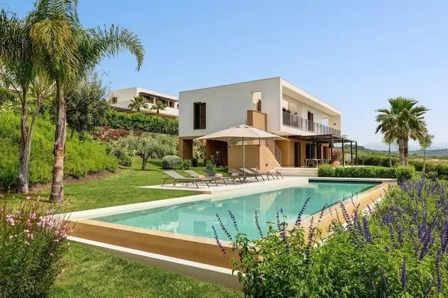 Villa, 3 Yatak Odası, Denize Bakan (Smeraldo)