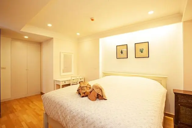 1-Bedroom Deluxe with SofaBed
