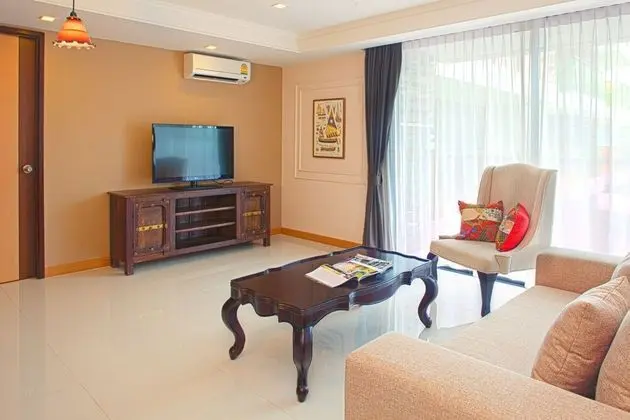 1-Bedroom Deluxe with SofaBed