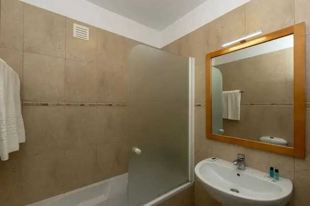 Apart Daire, 2 Yatak Odası, Bahçe Manzaralı