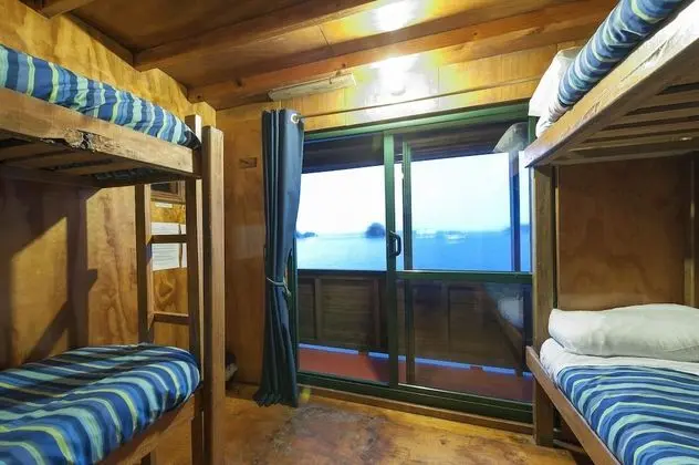 Standard Ortak Ranzalı Oda, Sigara İçilmez, Ortak Banyo (Shared Cabin)