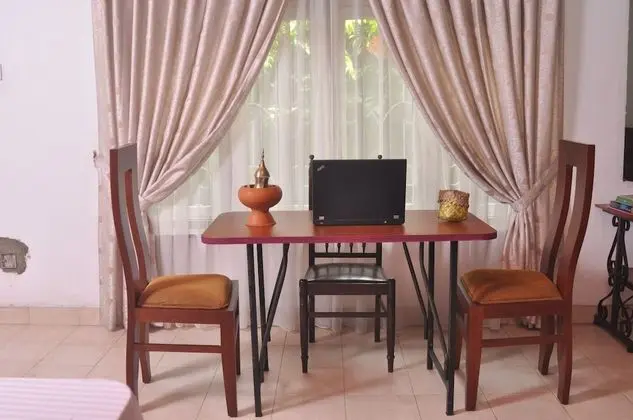 Family Oda, Sigara İçilmez, Özel Banyo