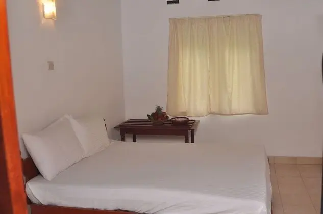 Tek Büyük veya İki Ayrı Yataklı Oda, Sigara İçilmez, Ortak Banyo