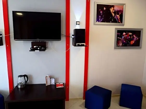 Comfort Tek Büyük Yataklı Oda