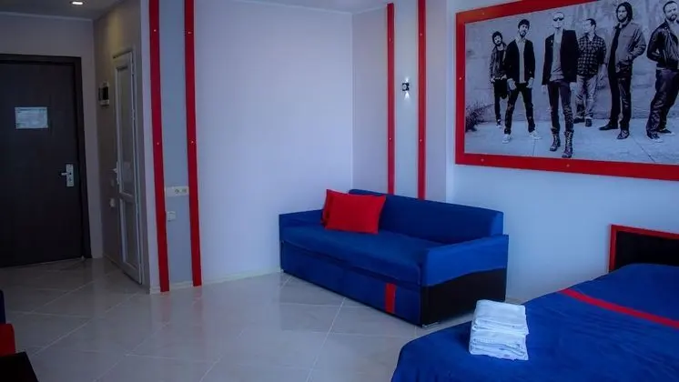 Comfort Tek Büyük Yataklı Oda