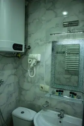 Comfort Tek Büyük Yataklı Oda