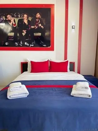 Comfort Tek Büyük Yataklı Oda