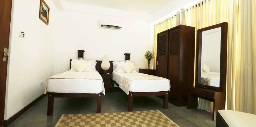 Deluxe Oda, Plaj Kenarı