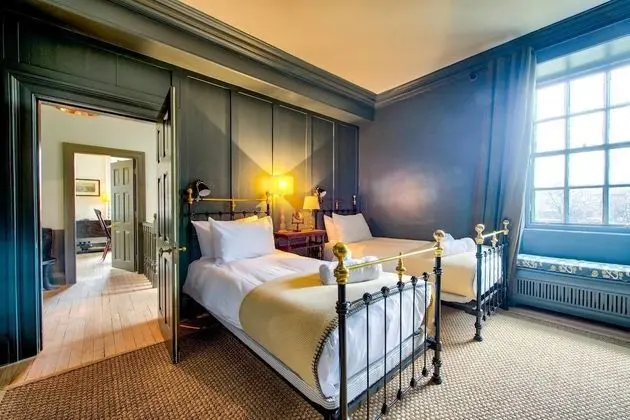 Ev (4 Bedrooms)