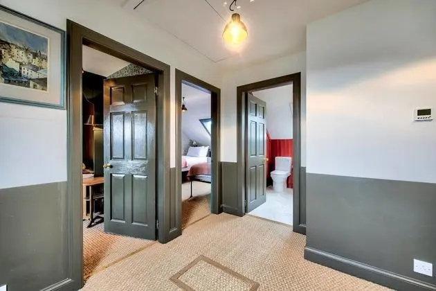 Ev (4 Bedrooms)