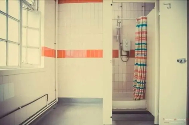 Ortak Ranzalı Oda, Sadece kadınlar için (1 bed in 4)
