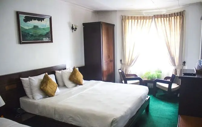 Deluxe Tek Büyük veya İki Ayrı Yataklı Oda