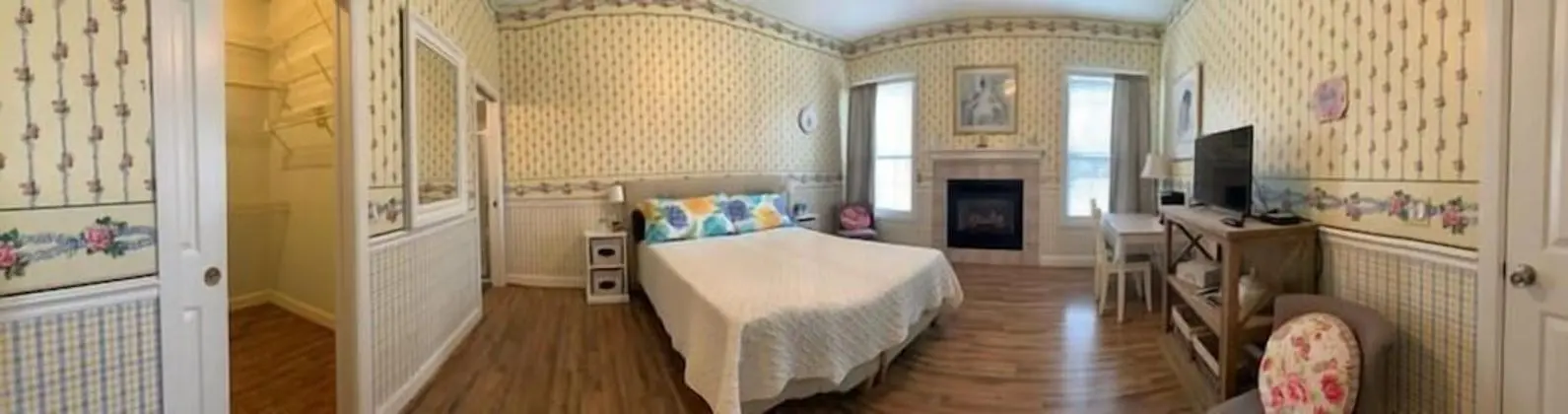 Oda, Özel Banyo (Granny Room)