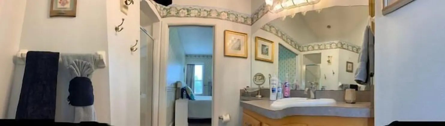 Oda, Özel Banyo (Granny Room)