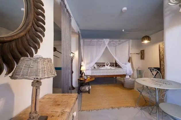 Deluxe Villa (Castle View)