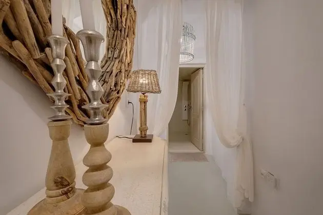 Deluxe Villa (Castle View)