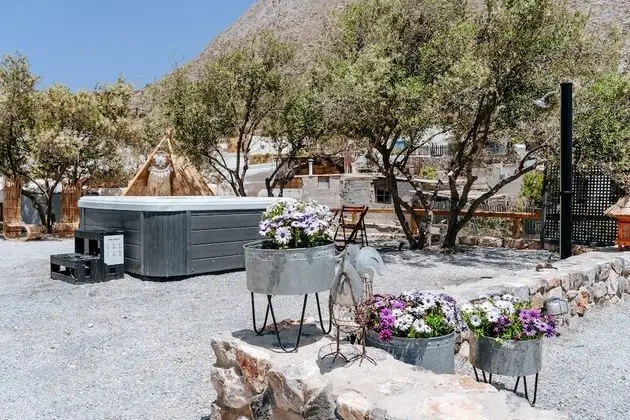 Traditional Villa, Sıcak Su Havuzu (Rock Myth)
