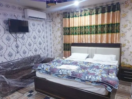 Standard Tek Büyük Yataklı Oda