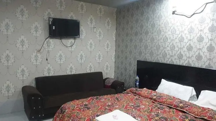 Standard Tek Büyük Yataklı Oda