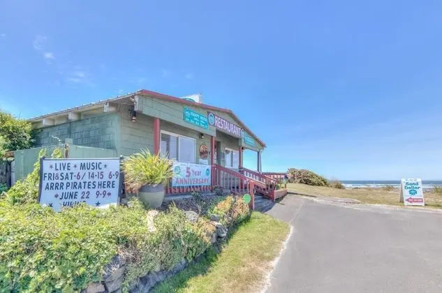Ev, Birden Çok Yatak (Rockaway Coastal Retreat)