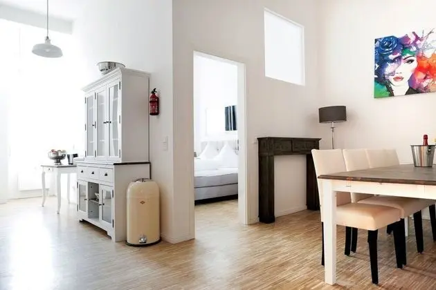Apart Daire, 6 Yatak Odası (SC 5/6)