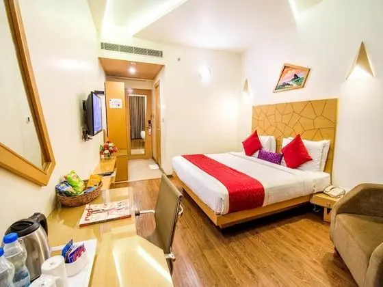 Deluxe Oda, 1 Çift Kişilik Yatak, Sigara İçilebilir, Tepe Manzaralı